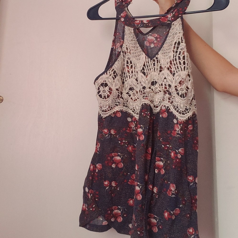 Rewind floral halter neck top